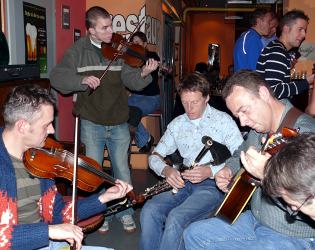 Modr dvee - foto Tampier